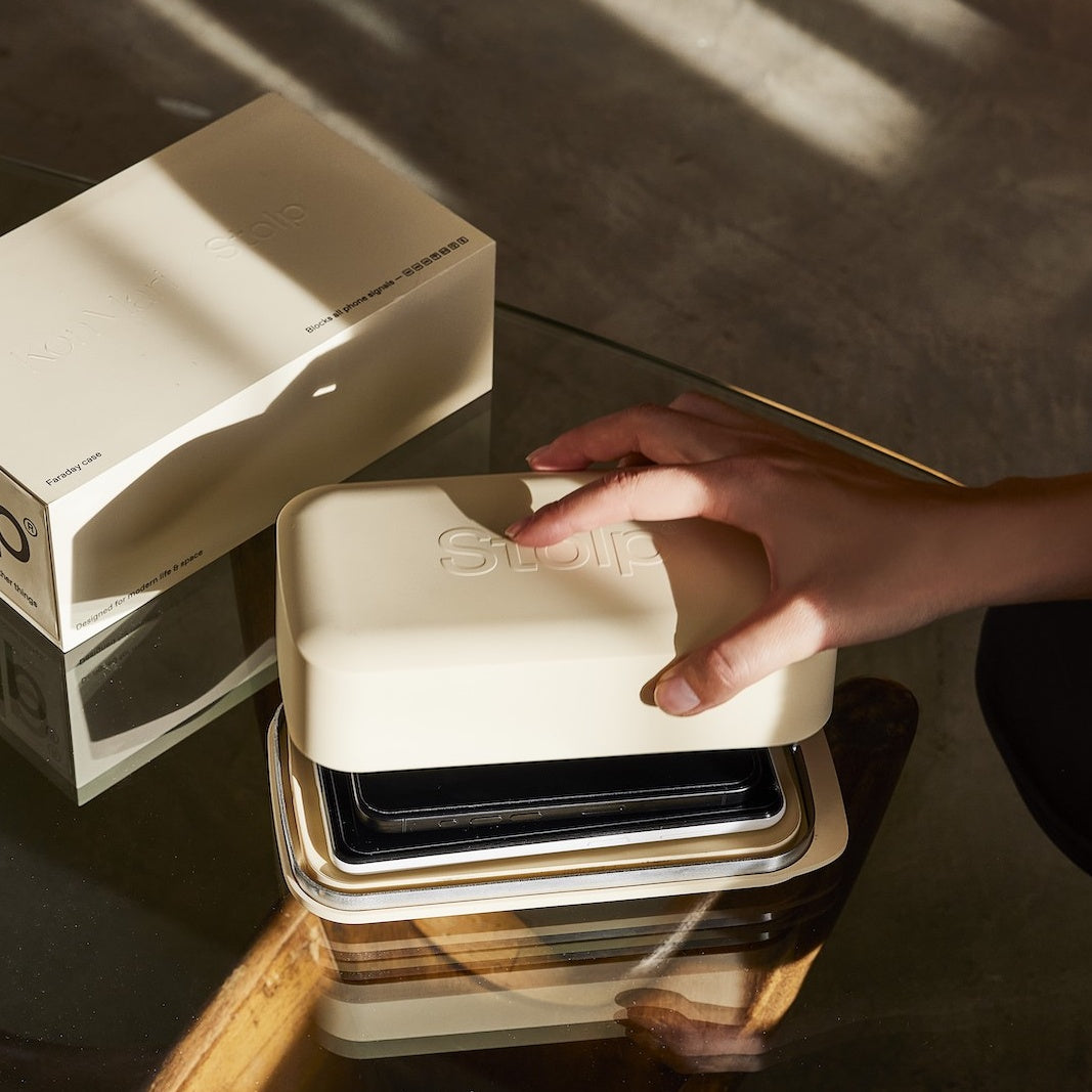 Stolp® x KonMari Faraday Charger Box