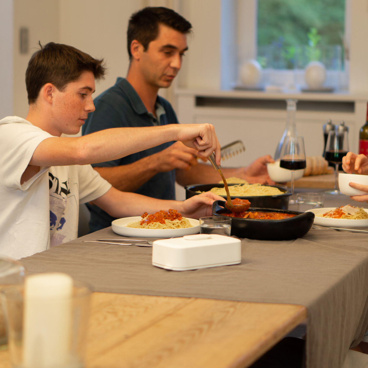 Stolp® Cell Phone Box for Dinner Table